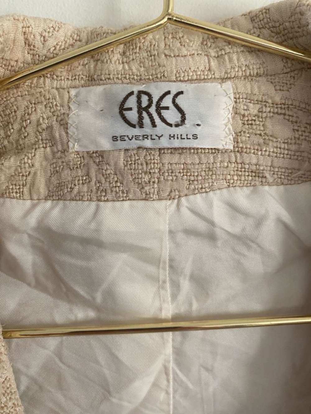ERES Beverly Hills | Silk Jacquard Blazer | Neutral Slub Texture - Picture 3 of 8